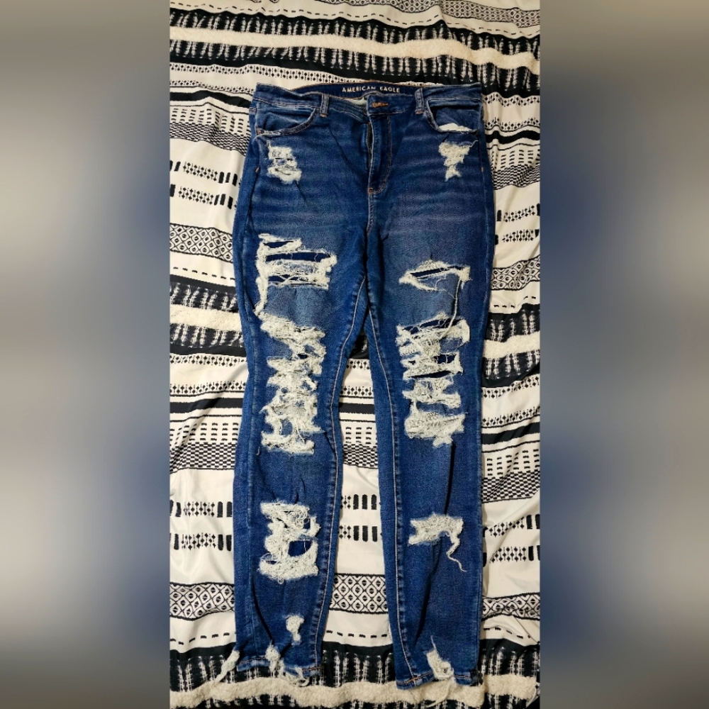 American Eagle Outfitters Blue Distressed Jeans